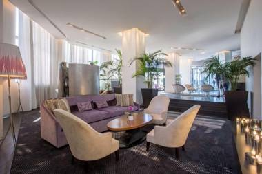 Radisson Blu 1835 Hotel Cannes