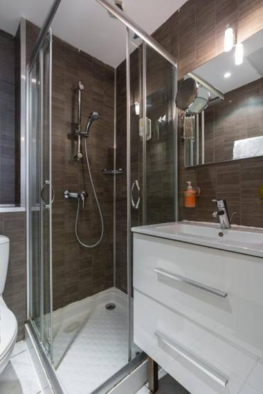 Florella Clemenceau Apartment