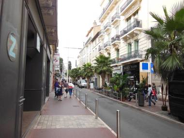 Studio Riouffe 2 mins from the Palais des Festivals and the beach 132