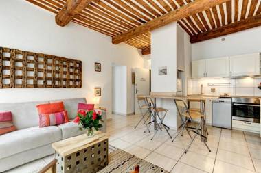 Cocoon'in Cannes Le Suquet