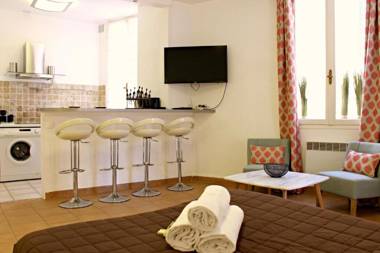 Viva Riviera - 10 Rue Florian