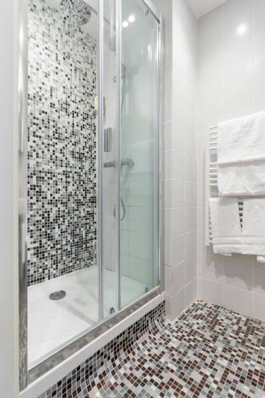 Florella Jean Jaures Apartment