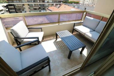 2 bedroom & studio Palais Royal 2 mins from Croisette and Carlton