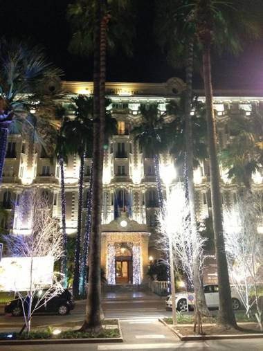 Studio on the Croisette with sea view