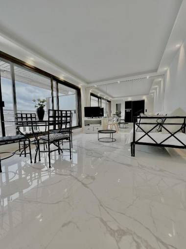 Résidence Gray d'Albion Studio DEL562