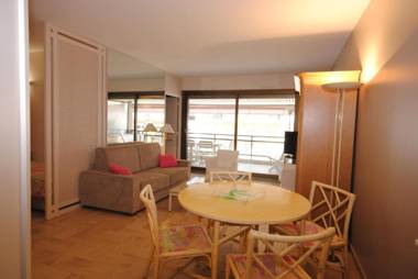 Résidence Gray d'Albion Studio LEF516