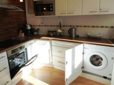 Beautifully decorated two bedroom apartment in the heart of Cannes five minutes walk from Palais 409