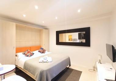 Viva Riviera - 19 rue des Frères Pradignac