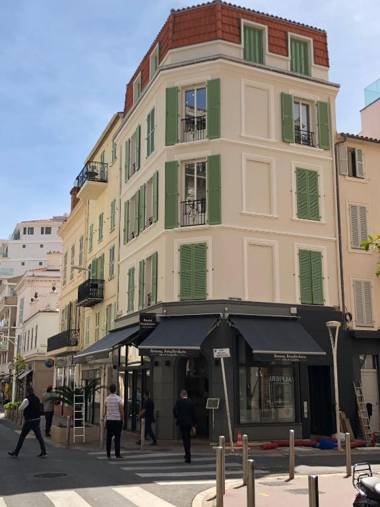 Scandinavian Urban 1 - 2BR apartment in center close to Palais des Festivals and the beach