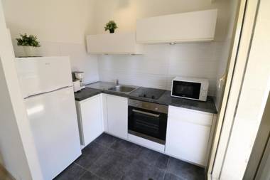 Studio with balcony Palais Royal 1 min Croisette 8 mins from the Palais 108