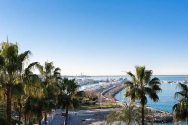 On La Croisette: new 2 bedrooms with sea view