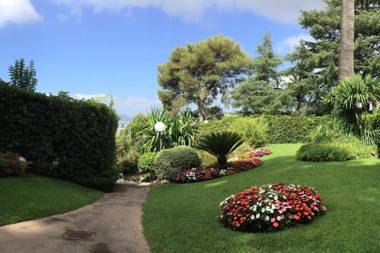 Studio AC "La Californie"-Upscale Quiet Residence by Olidesi