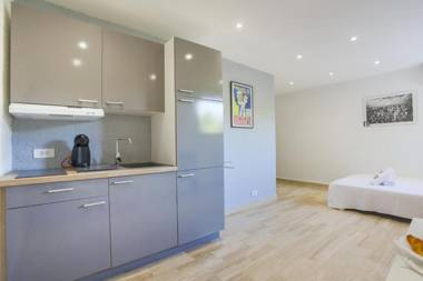 Studio AC "La Californie"-Upscale Quiet Residence by Olidesi