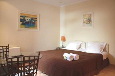 Studio Commandant Andre 13