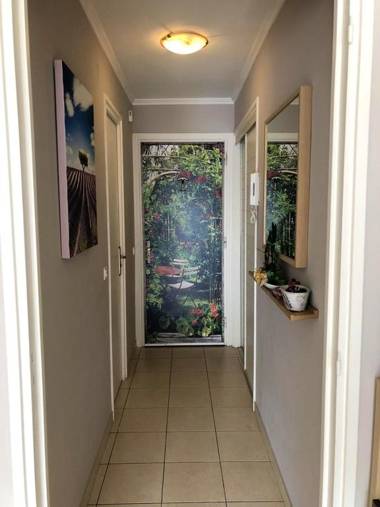 Studio a Cannes a 650 m de la plage avec vue sur la ville terrasse et wifi