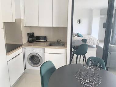 Studio Cannes 1 pièce 2 personnes - FR-1-470-50