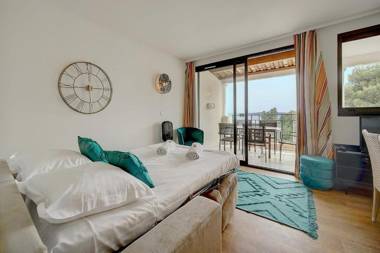 IMMOGROOM - 2 Rooms sea view - Renovated - Pool - Terrace - Parking - AC