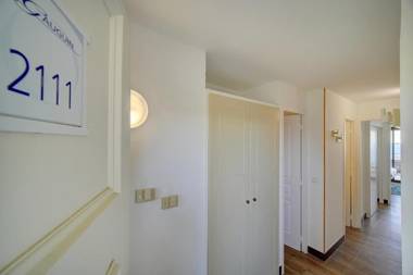 IMMOGROOM - 3 Rooms sea view - Pool - Terrace - Parking - AC