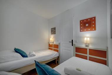 IMMOGROOM - 3 Rooms sea view - Pool - Terrace - Parking - AC