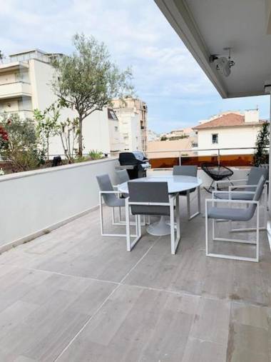 ROOFTOP CROISETTE/ALEXANDRE III