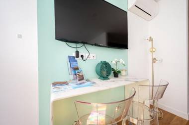 Superbe studio entièrement rénové - 50m croisette