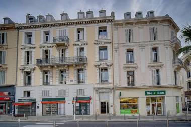 Immogroom- Sublime studio with terrace- close ShopsBar