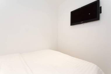 Chic & Modern 1bed next to Martinez