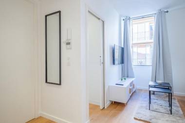 SERRENDY NEW ! Stylish 1-bedroom apartment in the heart of Cannes!