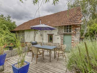 Cottage in Saint-Clair-sur-l'Elle with Garden and Barbecue