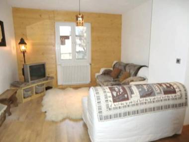 Appartement de 3 chambres avec vue sur la ville jardin clos et wifi a Briancon