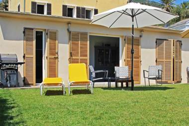 Maison de 3 chambres a Erbalunga a 10 m de la plage avec vue sur la mer jardin clos et wifi