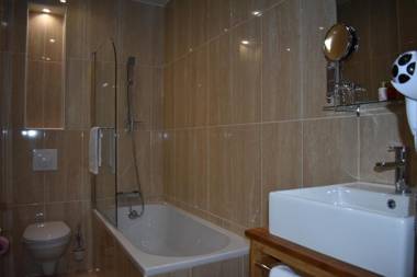 Hôtel Churchill Bordeaux Centre