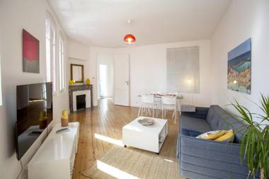 Place Saint Michel Apartment