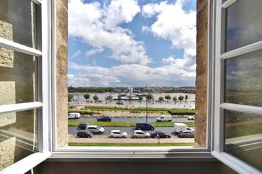 Le Port de la Lune by Cocoonr