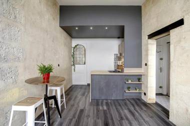 Le Port de la Lune by Cocoonr