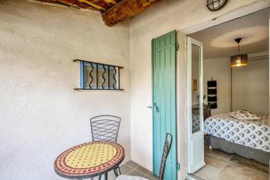 Maison de 2 chambres avec vue sur la ville et wifi a Bonnieux