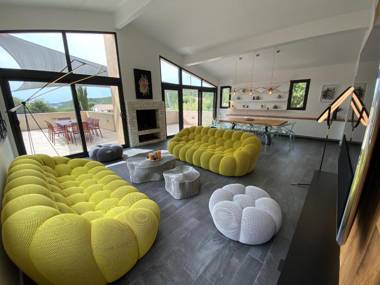 Villa du Couvent Version Maquis