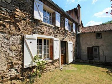 Gîte Blesle 3 pièces 4 personnes - FR-1-582-14