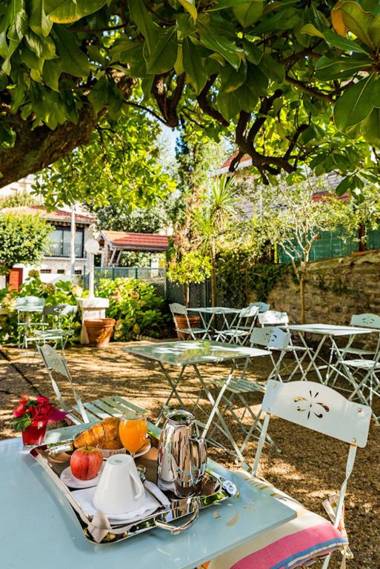 Hôtel VAL FLORES LOGIS