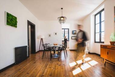 LONDON AVENUE KEYWEEK apartment Biarritz center with balcony and parking