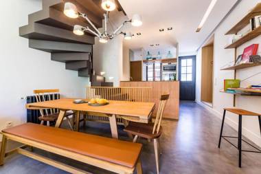 JUNGLE KEYWEEK Townhouse with terrace and garden