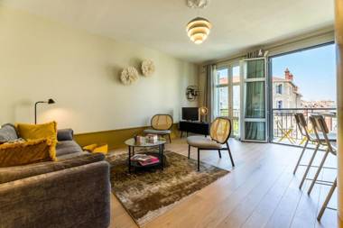 PASTEL KEYWEEK - Bright apartment in the hearth of Biarritz with parking