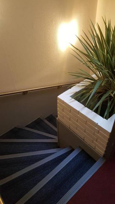 Doubs Hotel - Besançon Ecole Valentin