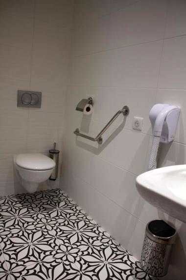 Cit'Hotel Le Cornouaille Hotel