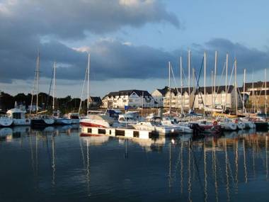 Appartement Étel 3 pièces 5 personnes - FR-1-479-98