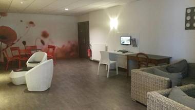 The Originals City Le Logis d'Elbée Cholet Nord (Inter-Hotel)