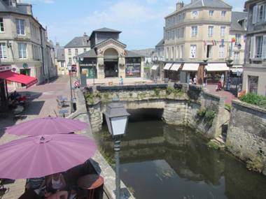La Plus Petite Maison De France