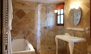 Besharat Gallery & Museum