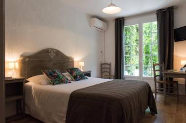 Logis Hôtel Castel Mouisson