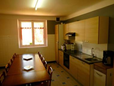 Maison de 6 chambres avec jardin clos et wifi a Banassac